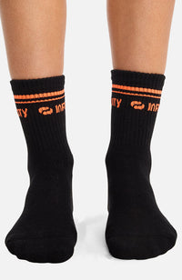 ::Black/ Vivid Orange