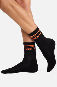 ::Black/ Vivid Orange